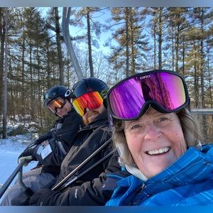 Meet your Posher, Lauri